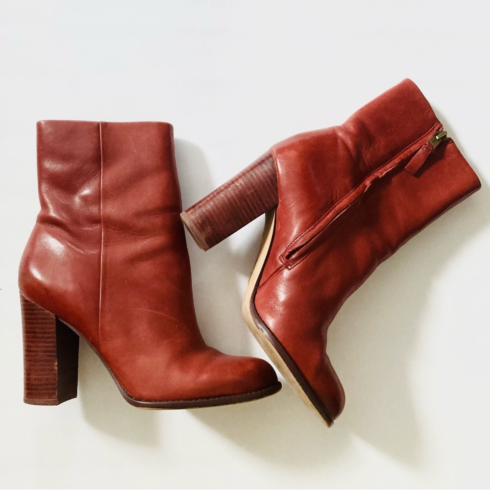 Sam Edelman Reyes Leather Ankle Boots in Rust Red